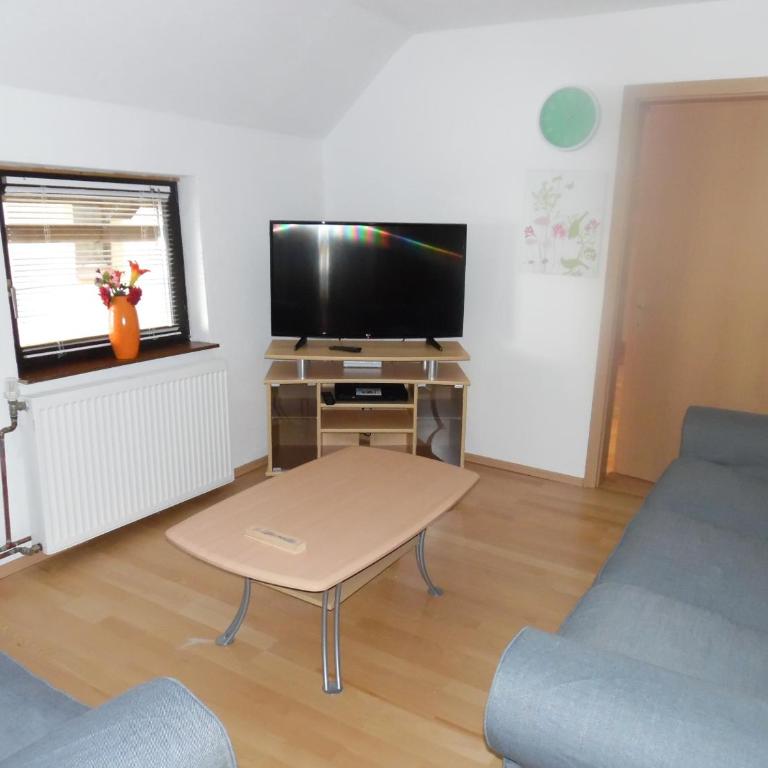 FeWo Katie - Apartment mit Blick auf die Berge - 7