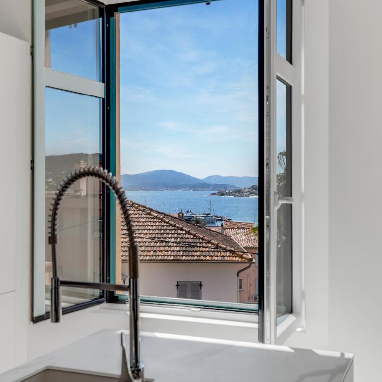 Appartement contemporain vue mer - Parking Privé & Bateau Privatif - Apartment mit 2 Schlafzimmern und Meerblick - 16
