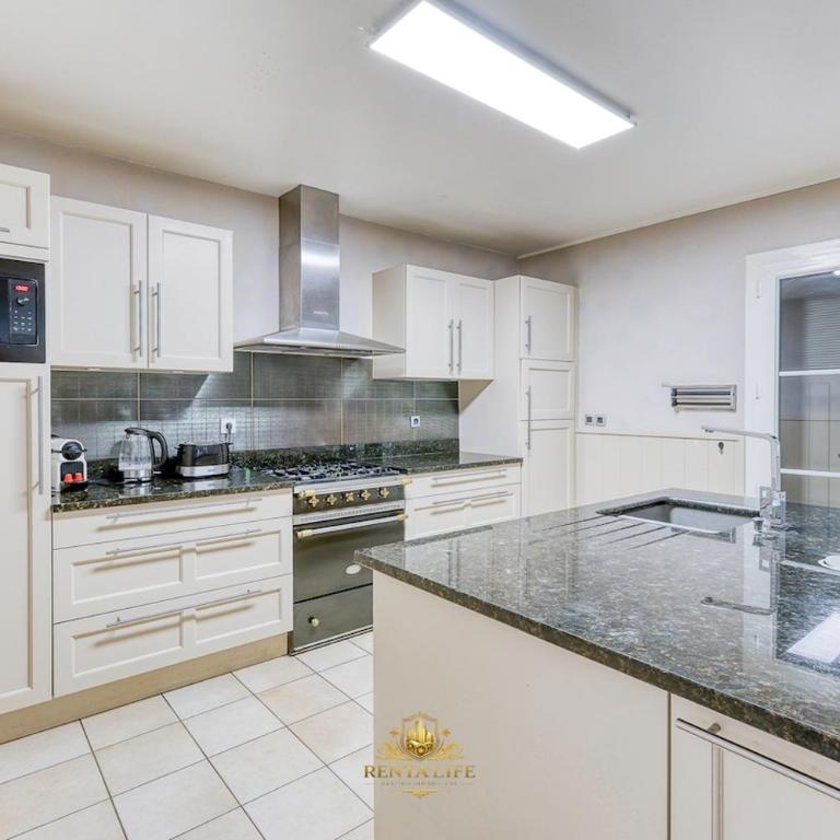 Serrissiens Verger, 5-room house, 15 min from Disneyland - Villa - 5