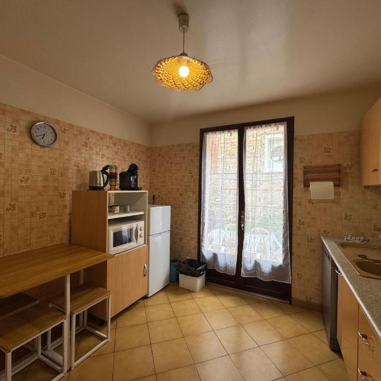 Villa rose - Two-Bedroom House - 16
