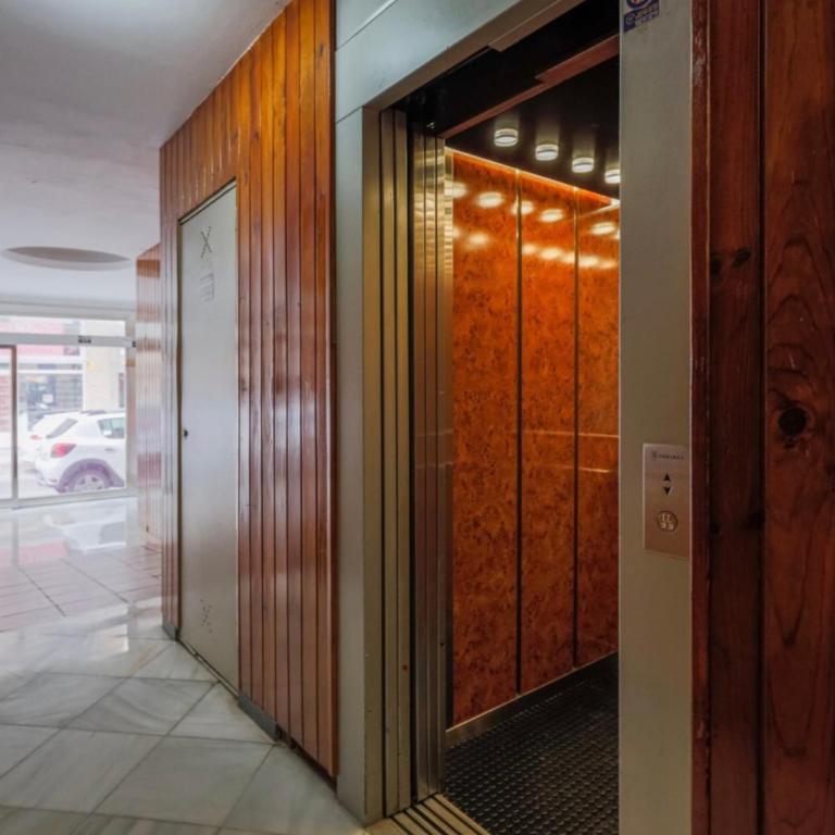 El reencuentro de Cádiz - Three-Bedroom Apartment - 4