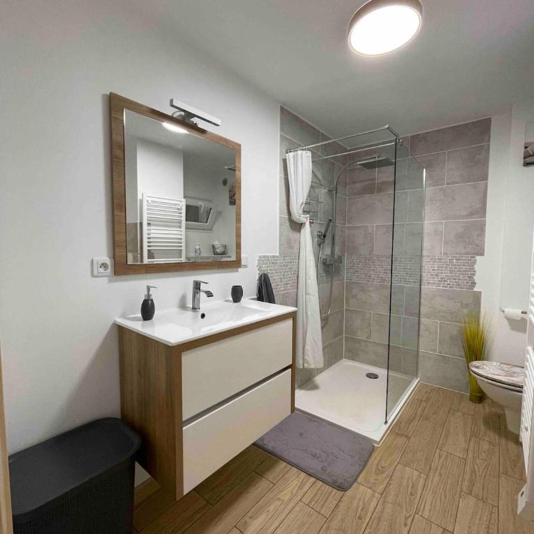 Le Cosy-appartement 4 pers, climatisé, grand terrasse plein sud, parking privatif - Apartment mit 1 Schlafzimmer - 5