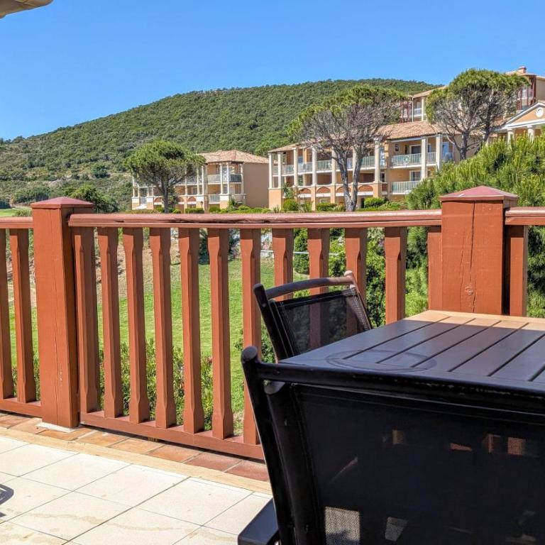 Studio cabine climatisé vue golf à Cap Estérel - Apartamento de 2 dormitorios - 3