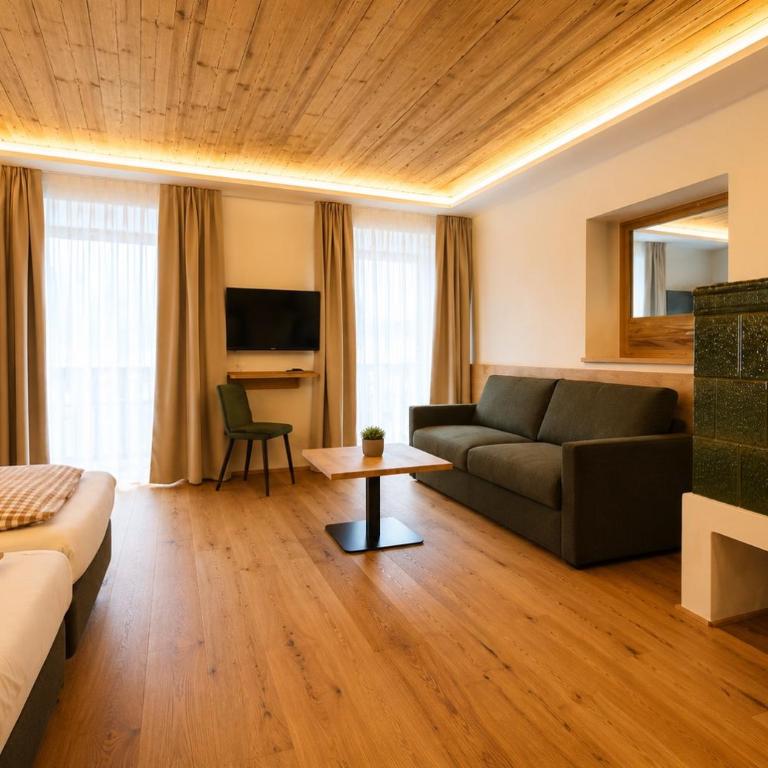 Der Kaerntnerhof am Weissensee, SeeHotel & SeeApartments direkt am See - Suite mit Sauna - 7