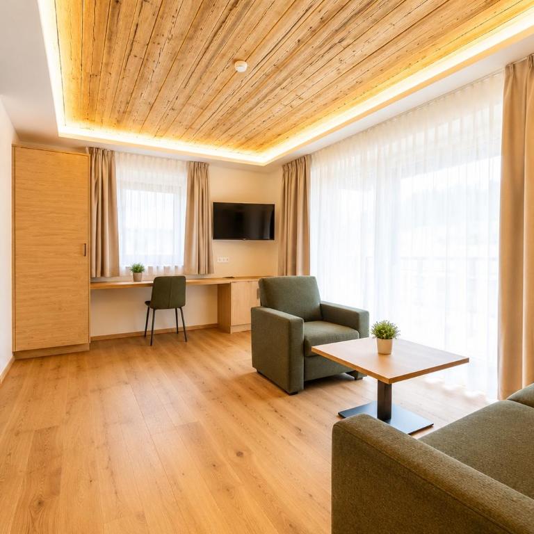 Der Kaerntnerhof am Weissensee, SeeHotel & SeeApartments direkt am See - Suite mit Sauna - 6