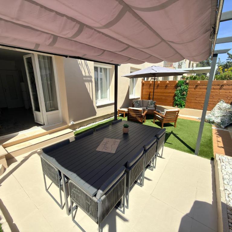 Le Cosy-appartement 4 pers, climatisé, grand terrasse plein sud, parking privatif - Apartment mit 1 Schlafzimmer - 16