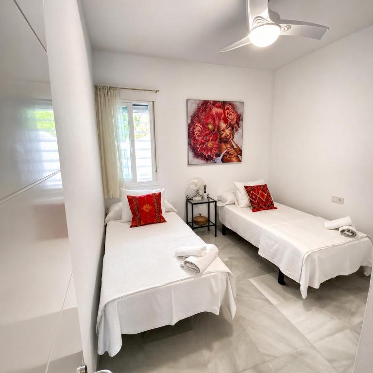 Villa Bataller I - Two-Bedroom Apartment - 3