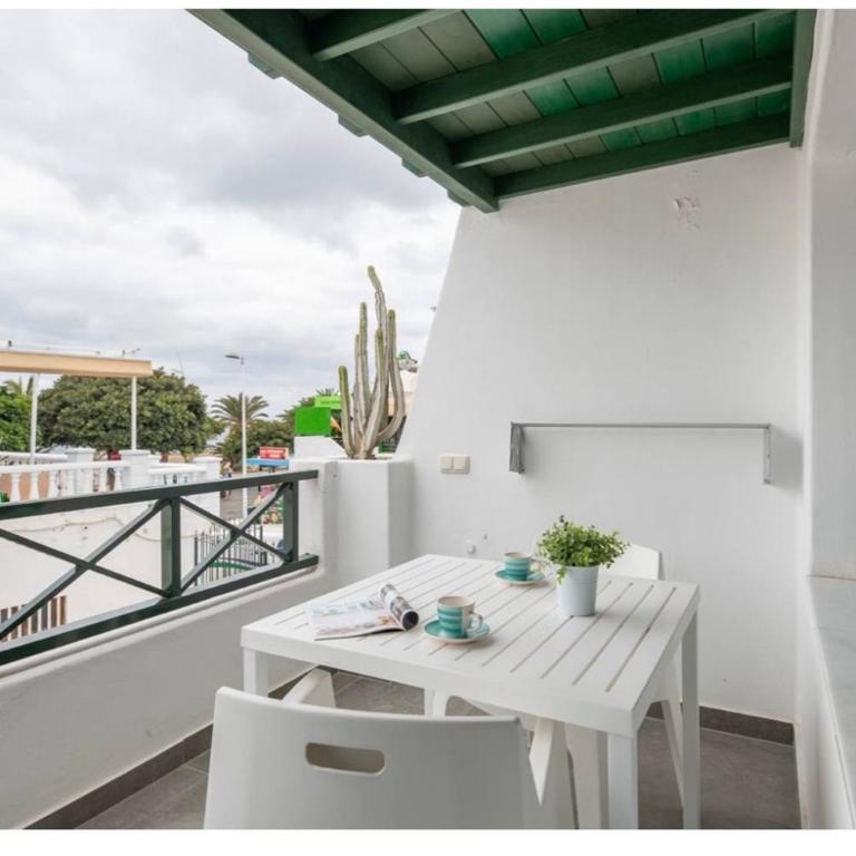 Suite4you 50 meters from the beach and main Avenue AC Wifi Int TV Channels - Appartement 1 Chambre - 5