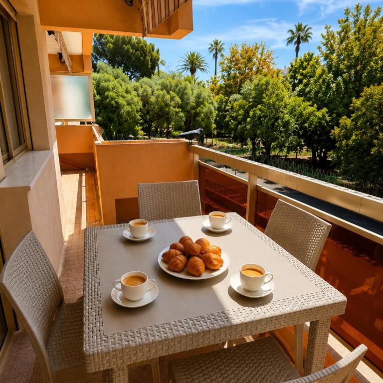 Riviera Beach Juan les Pins 300m plage avec terrasse - Appartement 1 Chambre - 1