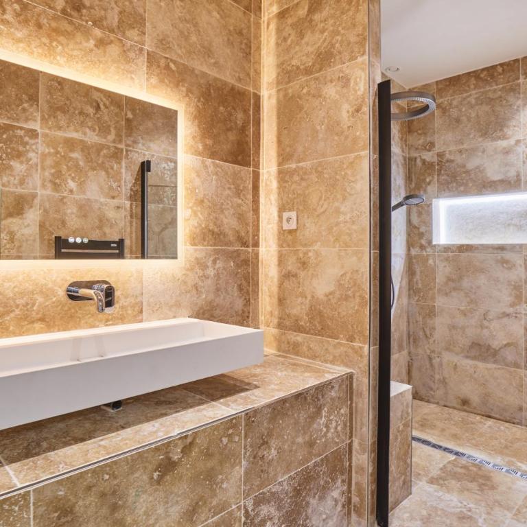 Rent a Room - Residence Meslay - Appartement 3 Chambres - 27