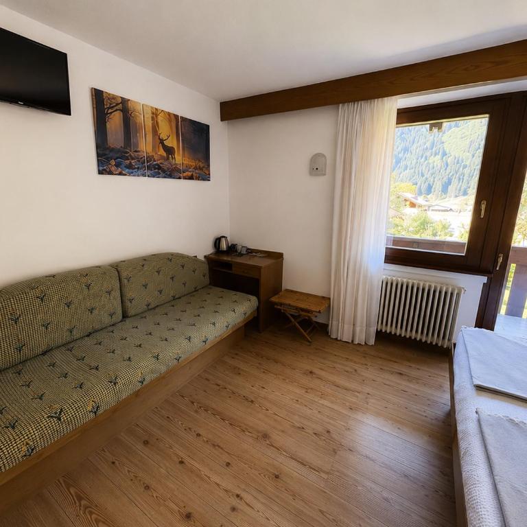 Chalet La Felce - Camera Tripla Classic - 2