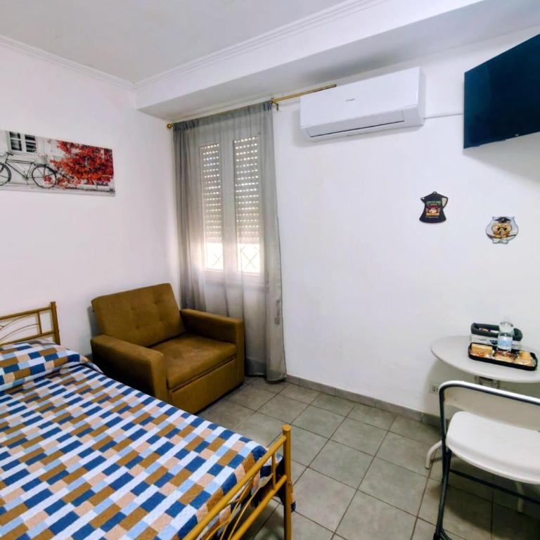 M&C Rooms di Claudia - Standard Twin Room with Sofa - 3