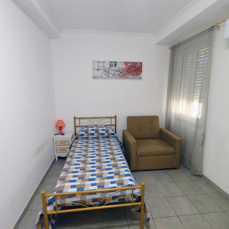 M&C Rooms di Claudia - Standard Twin Room with Sofa - 4