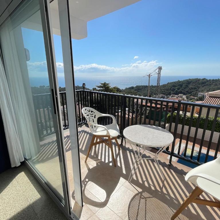 Mirador De La Costa Luxury 1 - Three-Bedroom Apartment - 41