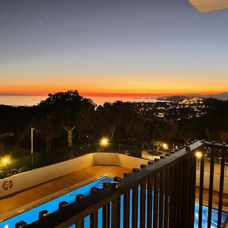 Mirador De La Costa Luxury 1 - Three-Bedroom Apartment - 49
