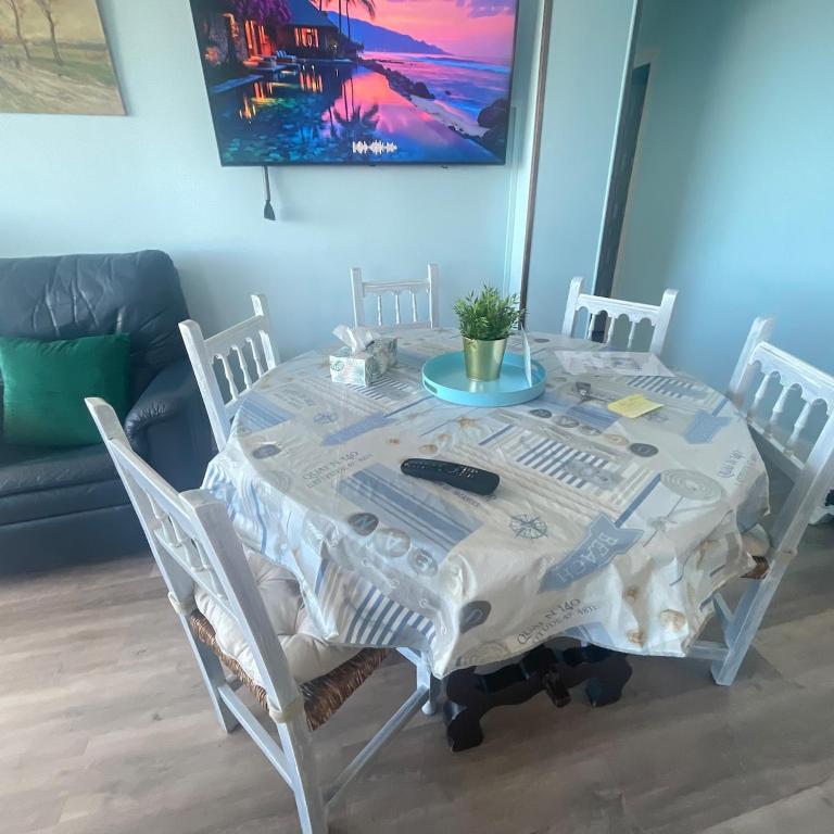 Mirador De La Costa Luxury 1 - Three-Bedroom Apartment - 74