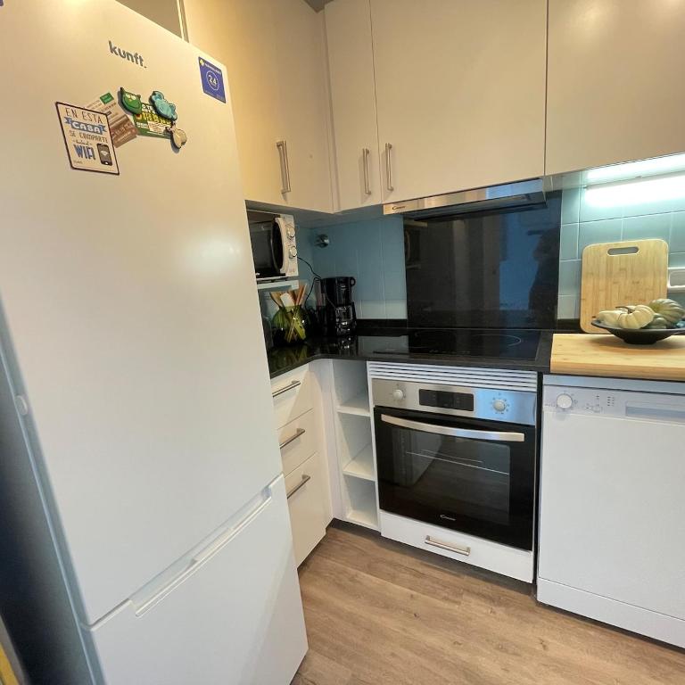 Mirador De La Costa Luxury 1 - Three-Bedroom Apartment - 85