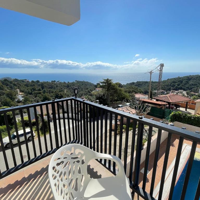 Mirador De La Costa Luxury 1 - Three-Bedroom Apartment - 91
