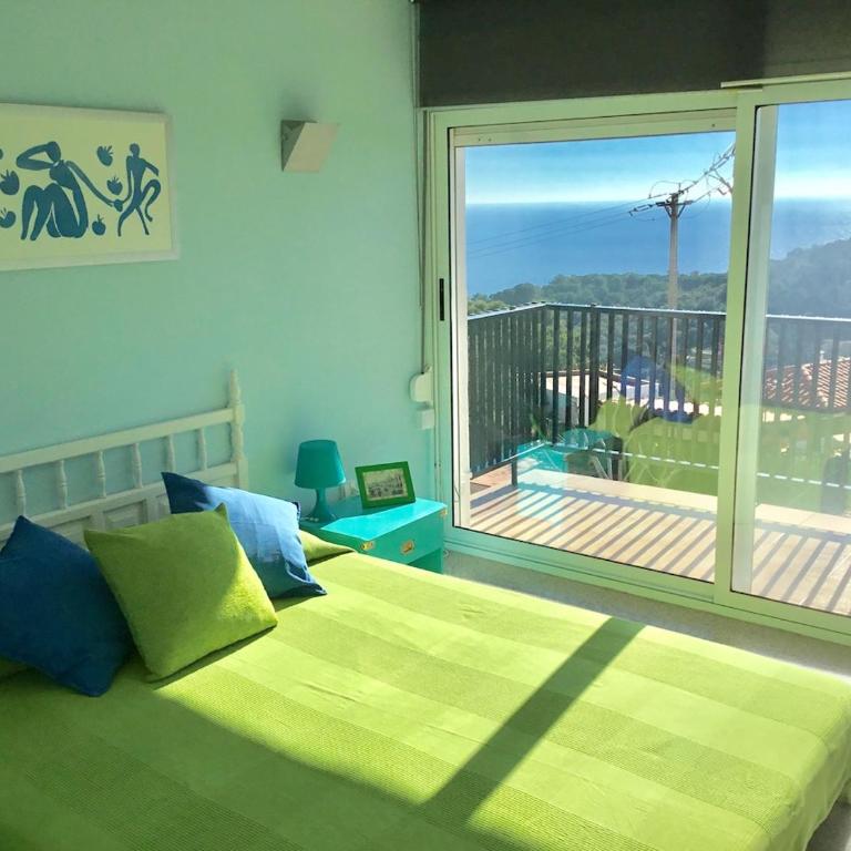 Mirador De La Costa Luxury 1 - Three-Bedroom Apartment - 94