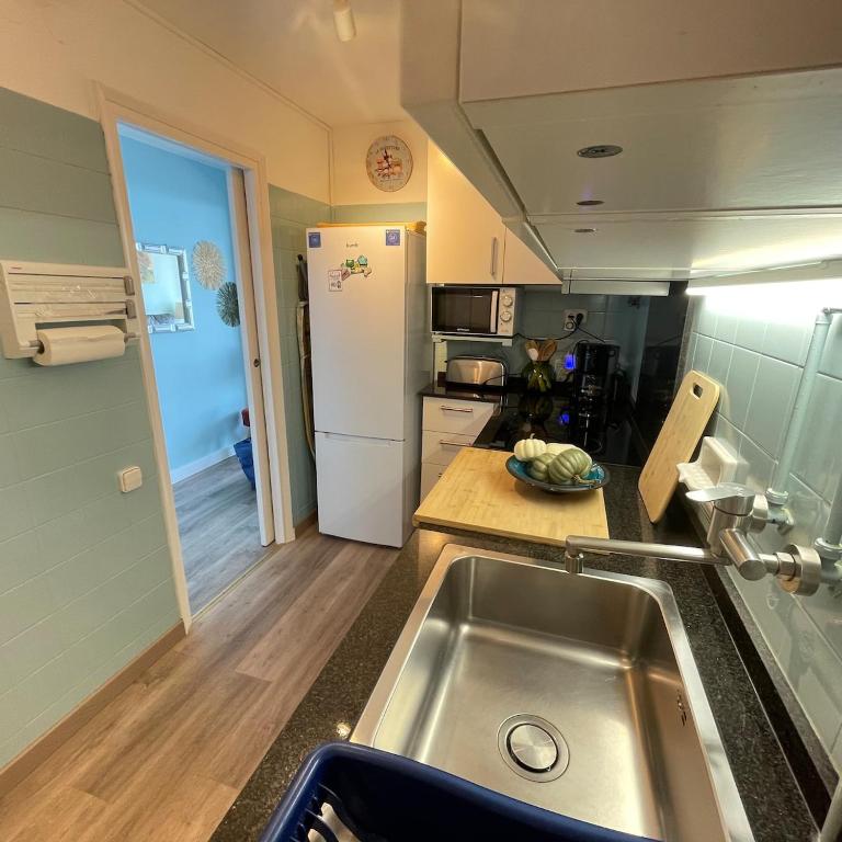 Mirador De La Costa Luxury 1 - Three-Bedroom Apartment - 98