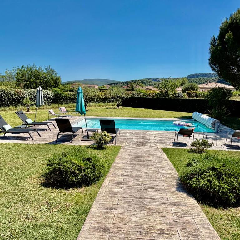 Villa 5 étoiles, 9p, 4ch, piscine chauffée d'avril à octobre inclus 'CASA FAMILIA' - Villa avec Piscine Privée - 72