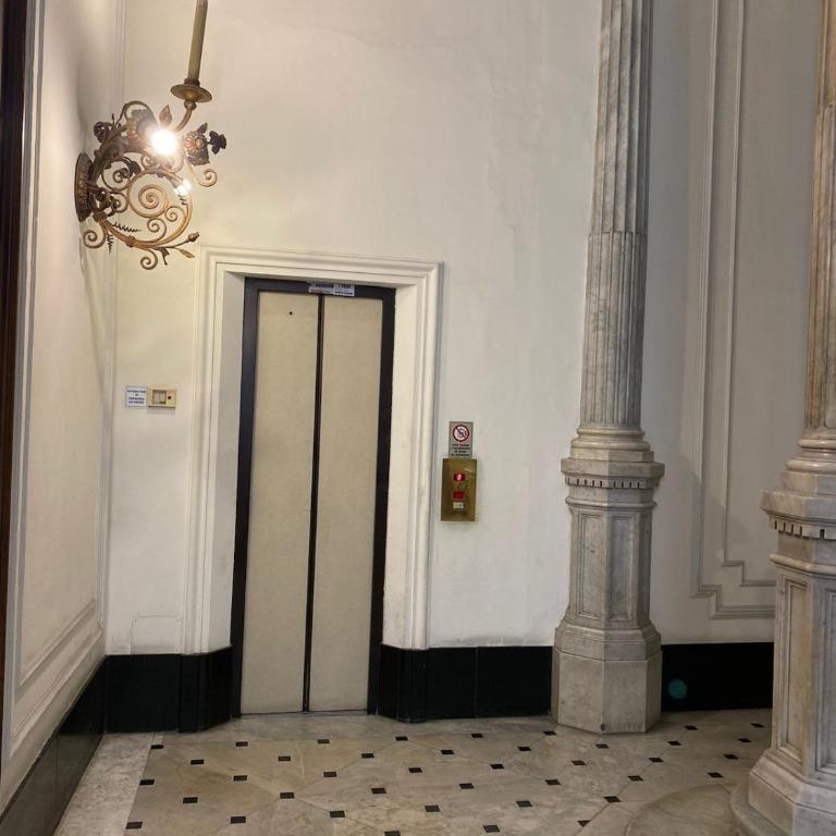 Dimora del medico del Re a 50m da Piazza San Carlo - Apartment - 6