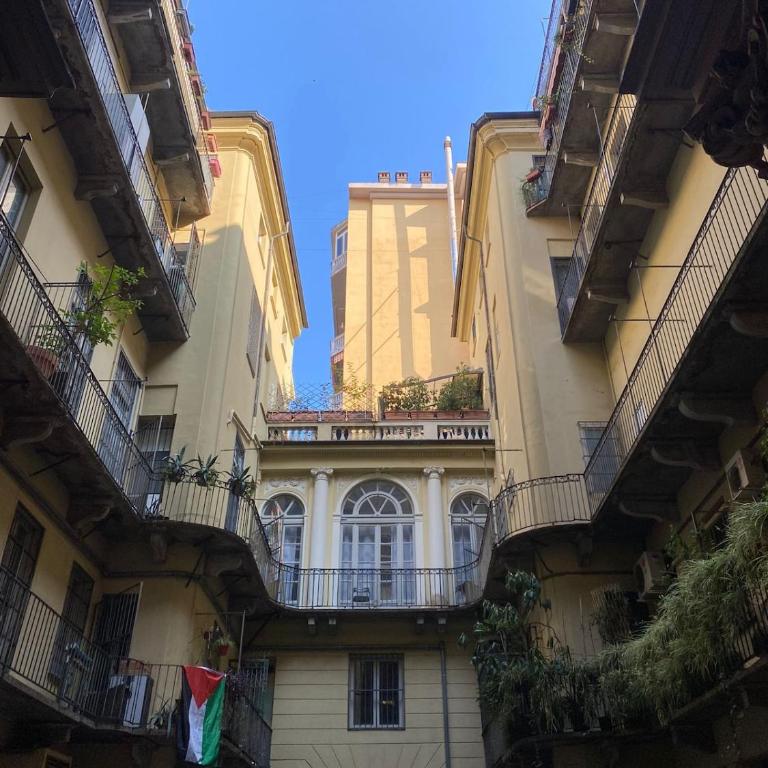Dimora del medico del Re a 50m da Piazza San Carlo - Apartment - 15