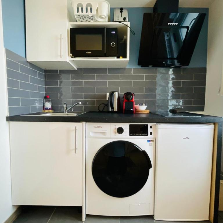 Charmant studio proche des Docks - 447 - Apartment mit 1 Schlafzimmer - 2