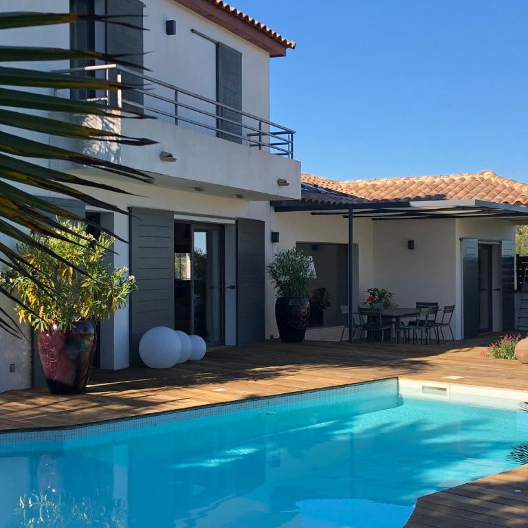 Magnifique Villa vue mer Bandol avec piscine privée - Villa - 1