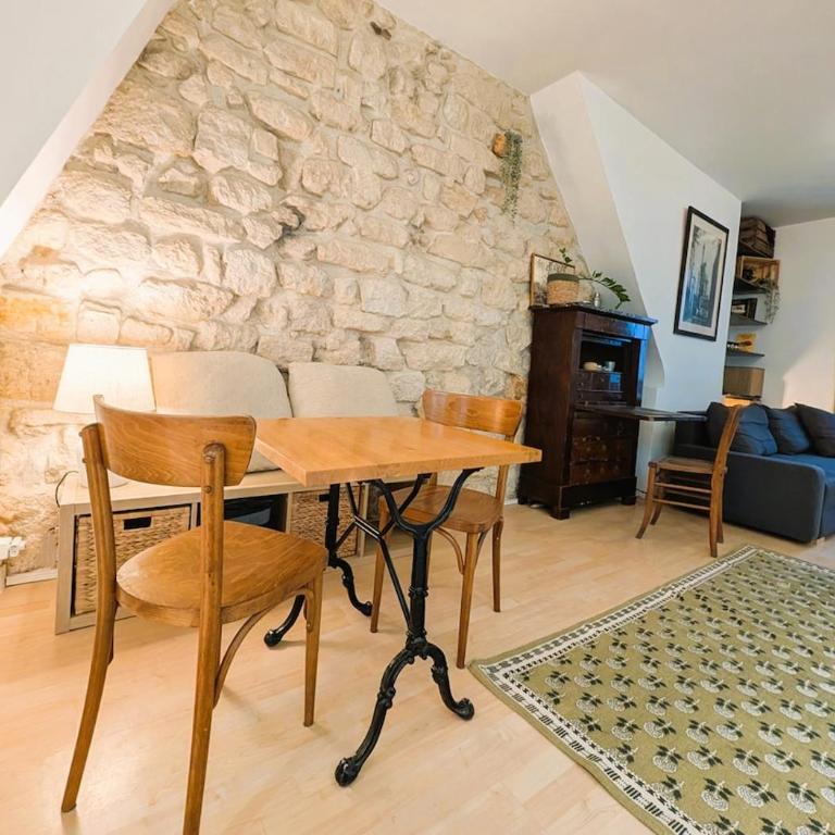 Quiet Parisian Retreat Faubourg St Denis - Appartamento con 2 Camere da Letto - 17