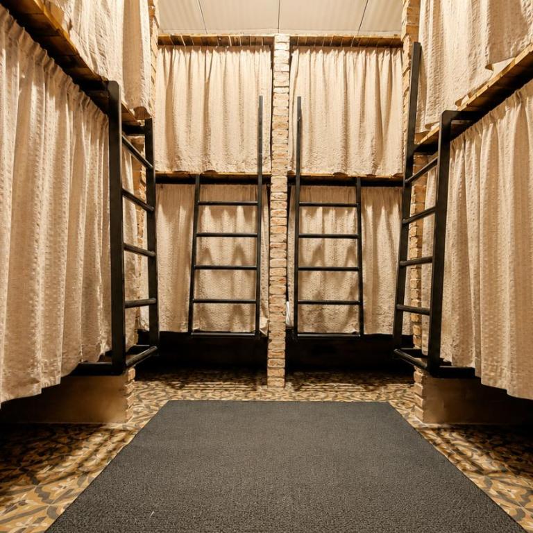 El Gran Gomero Hostal & Motoposada - Bed in 8-Bed Mixed Dormitory Room - 6