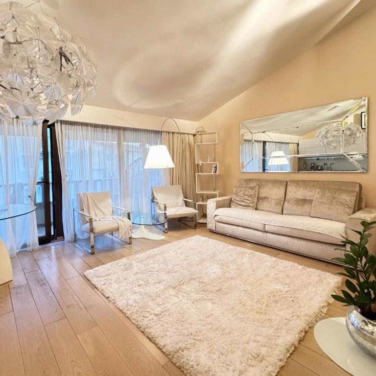 Azur White - One-Bedroom Apartment - 12