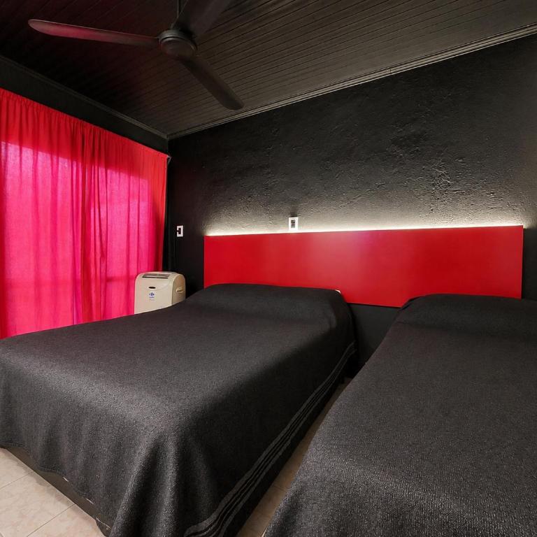 El Gran Gomero Hostal & Motoposada - Standard Triple Room - 2
