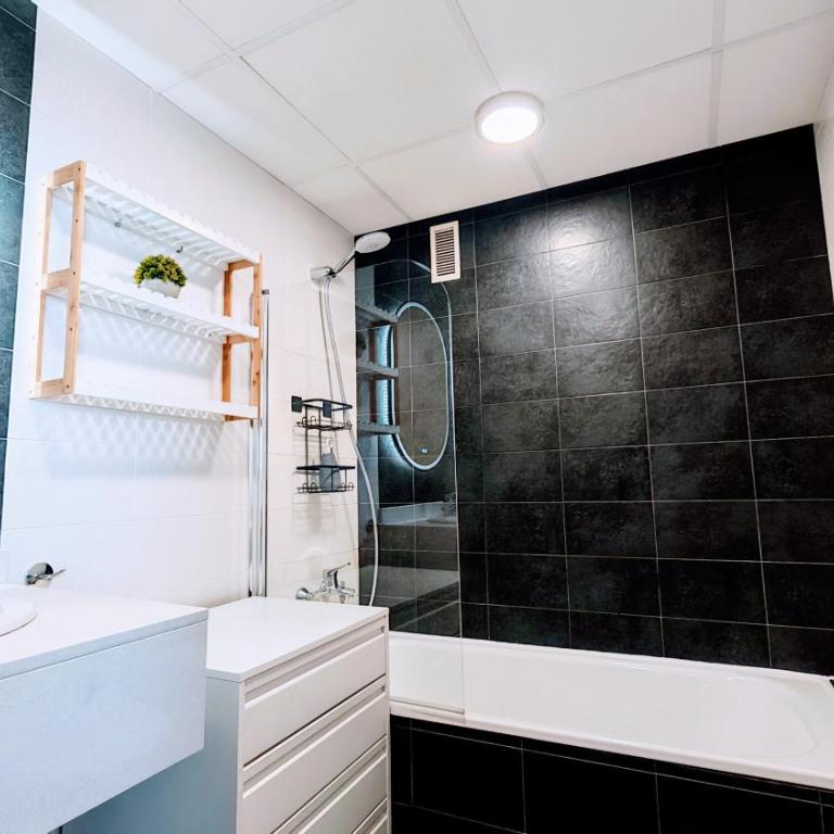 Skyline 27 Benidorm - One-Bedroom Apartment - 20