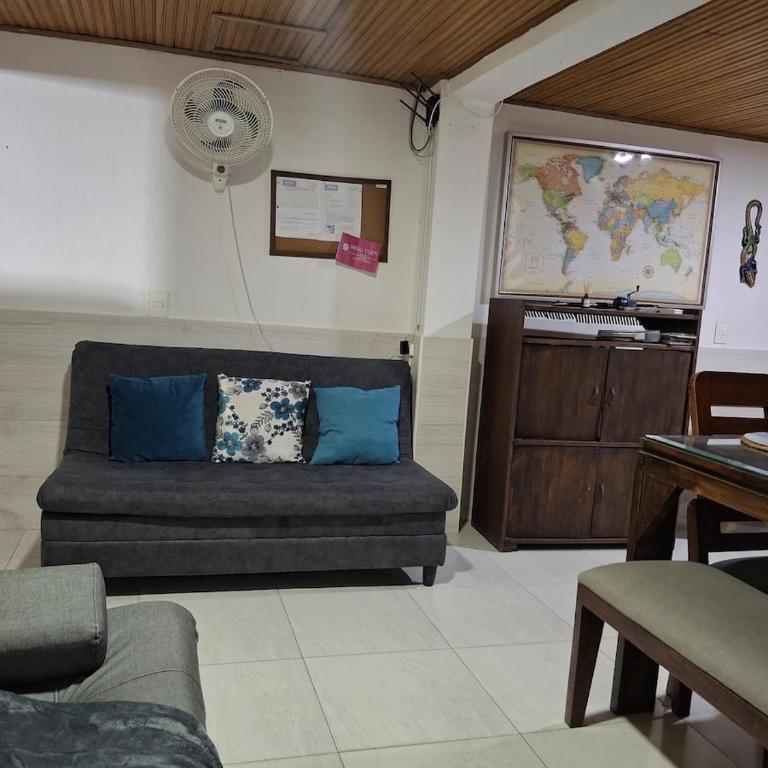 Brussels House, 2 bedrooms - Three-Bedroom House - 10