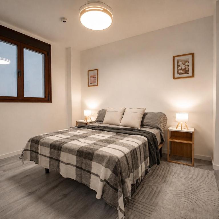 Sunny Mediterranean Stay in Valencia Beach - Two-Bedroom Apartment - 11