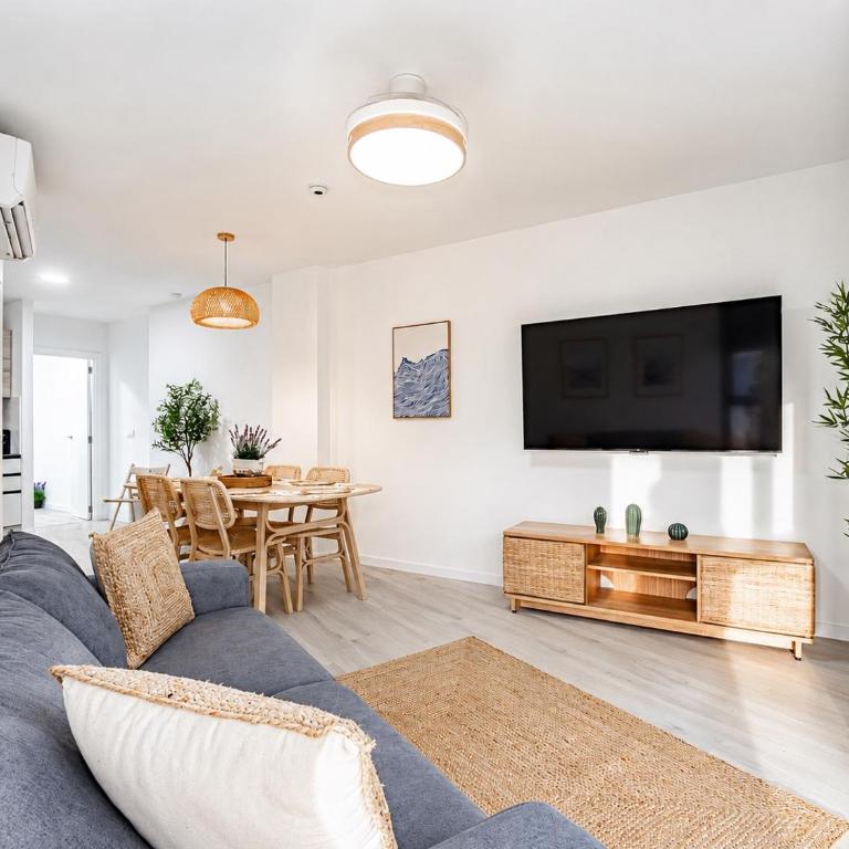 Sunny Mediterranean Stay in Valencia Beach - Two-Bedroom Apartment - 1
