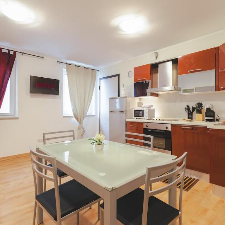 Free Netflix & Wifi Cozy Private Suite Muraglione - Appartamento con 1 Camera da Letto - 7
