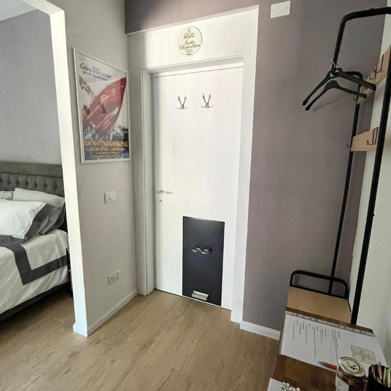 Residence Villa Alba - B&B Suite Disposition 555 Al Vittoriale - Appartamento Monolocale con Letto Queen-Size - 12