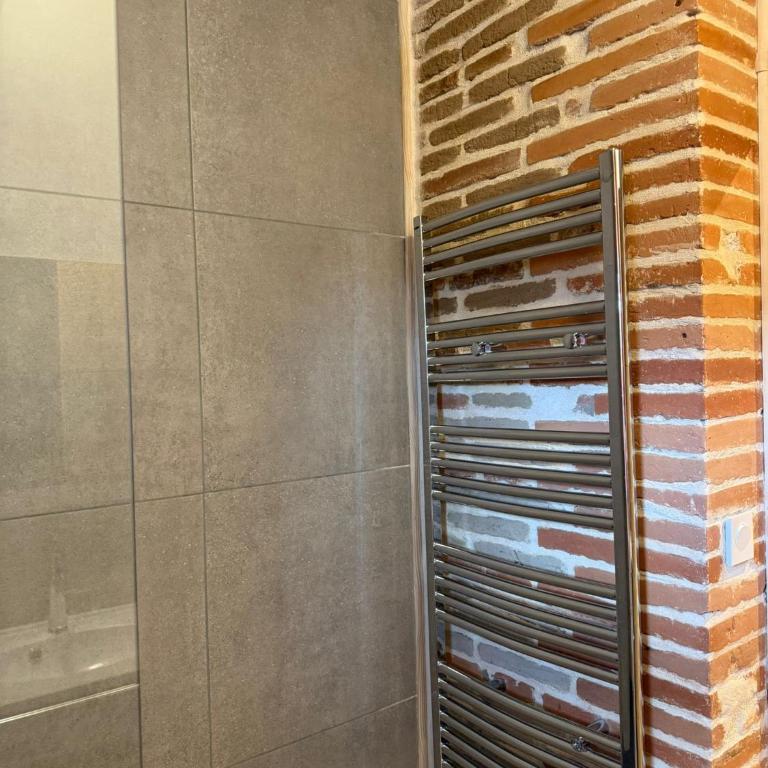 Le Cours Foucault - 5 appartements - 12 couchages - Appartement - Vue sur Jardin - 10