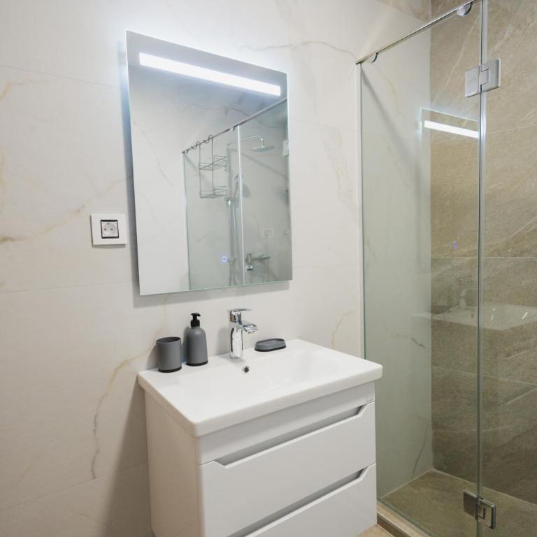 iNSide Stay - One-Bedroom Apartment - 4