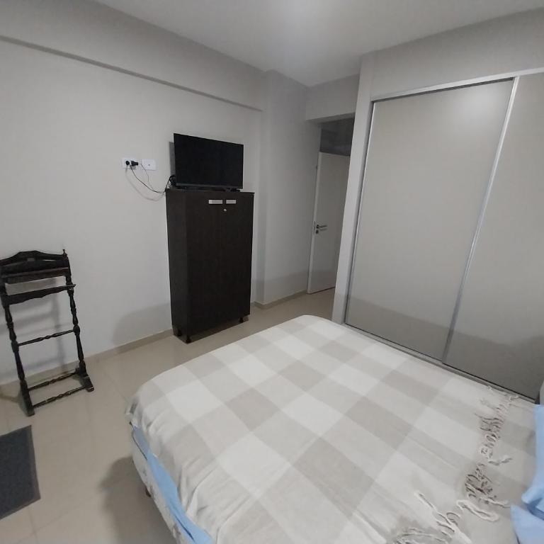 Departamento Ideal para 2 Personas y Apto para 4 en Zona Norte Tucuman - Apartamento de 1 dormitorio con balcón - 9