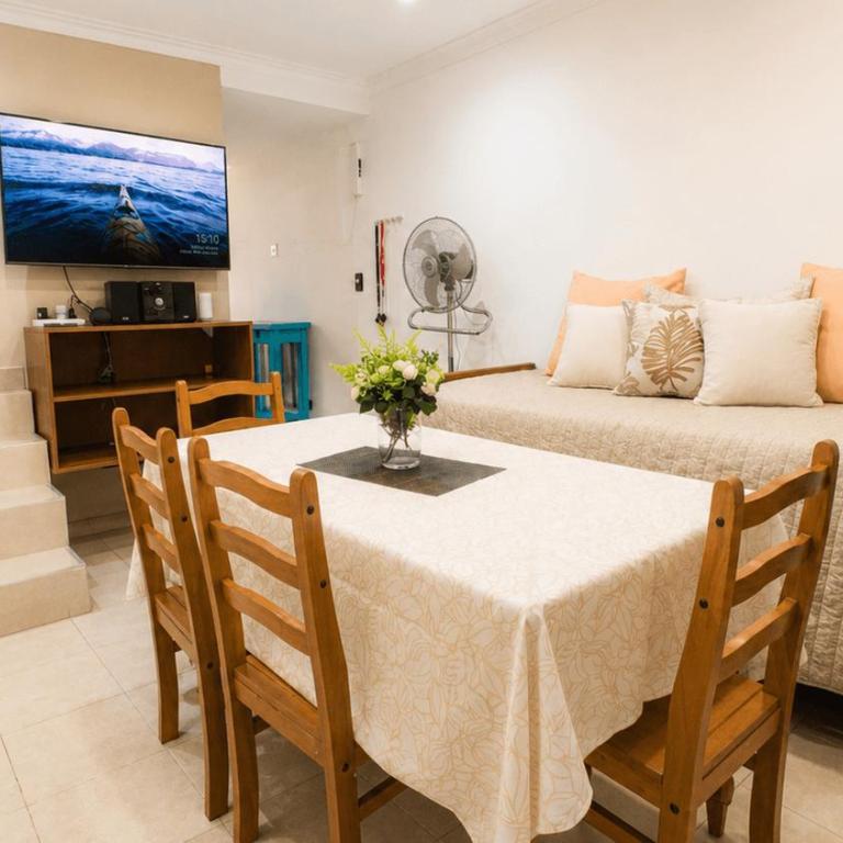 Casa Colinas - Two-Bedroom House - 9