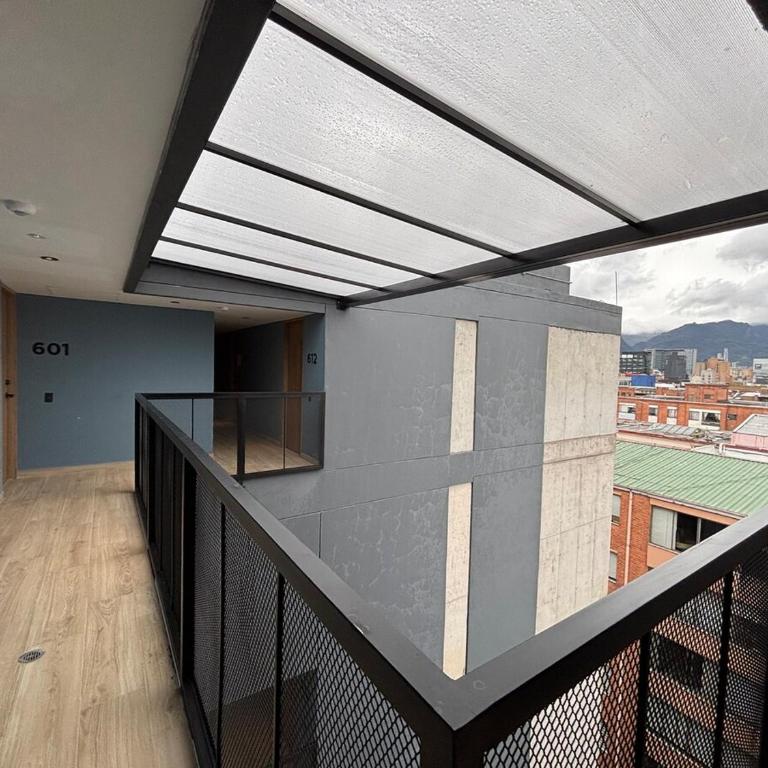 USA Embassy Corferias Malls Security 10 minutes to Connecta - Apartamento de 1 dormitorio - 37