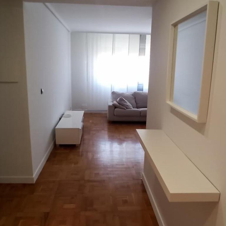 Piso Pamplona - Three-Bedroom Apartment - 1