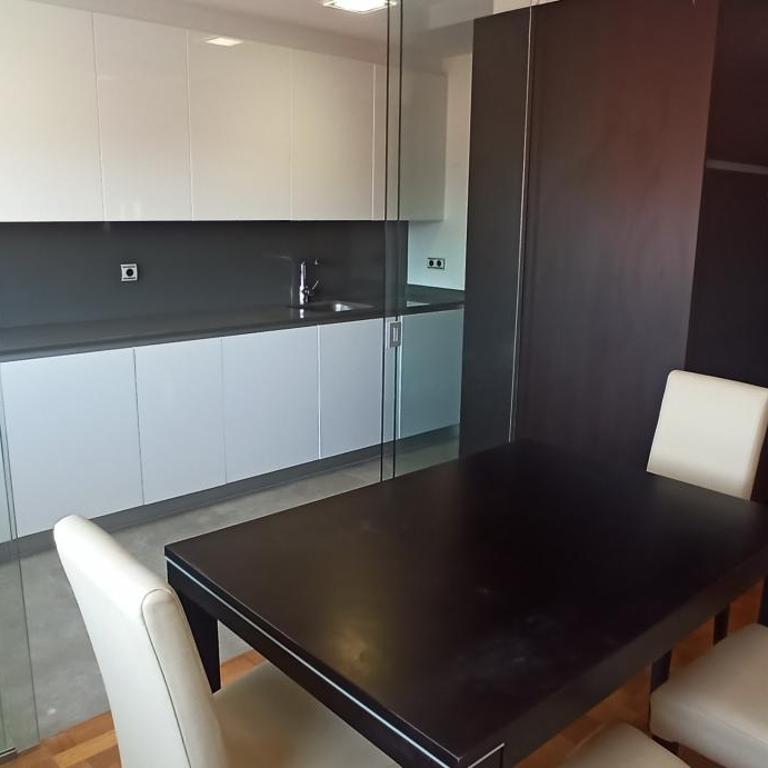 Piso Pamplona - Three-Bedroom Apartment - 6