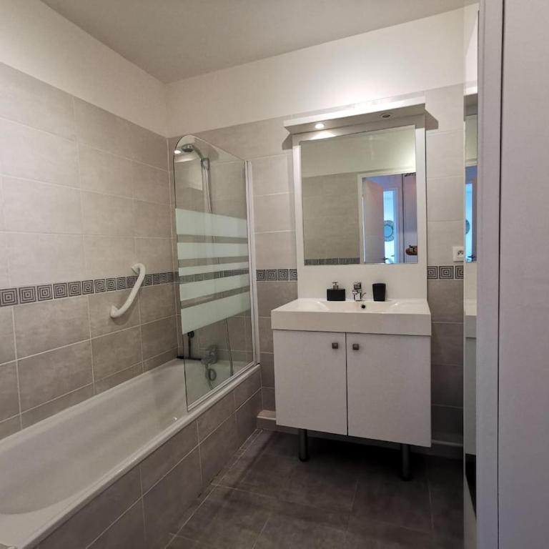 Le California - WiFi - Clim - Proche Mer - Terrasse - Apartamento de 1 dormitorio - 6