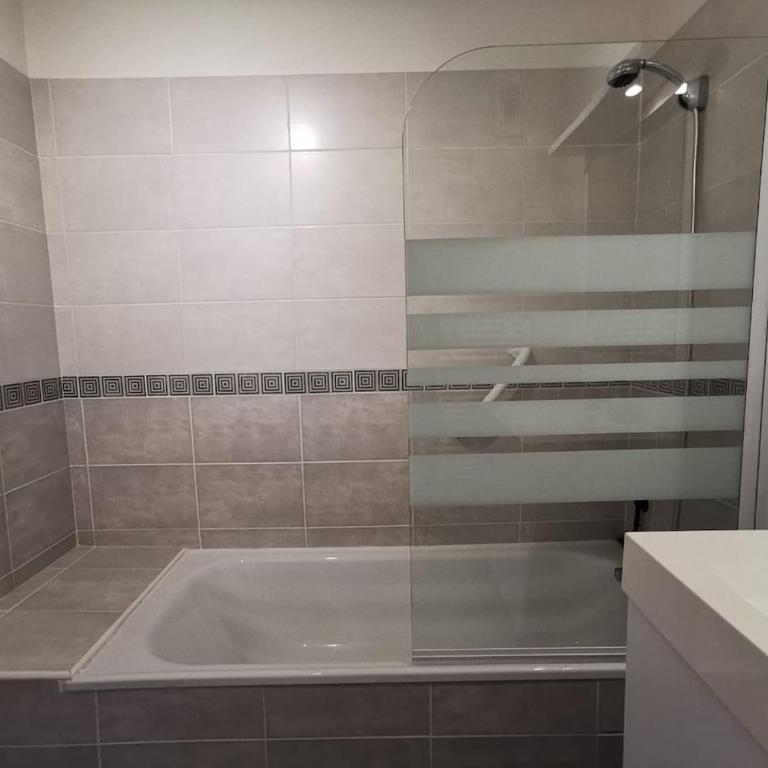 Le California - WiFi - Clim - Proche Mer - Terrasse - Apartamento de 1 dormitorio - 9