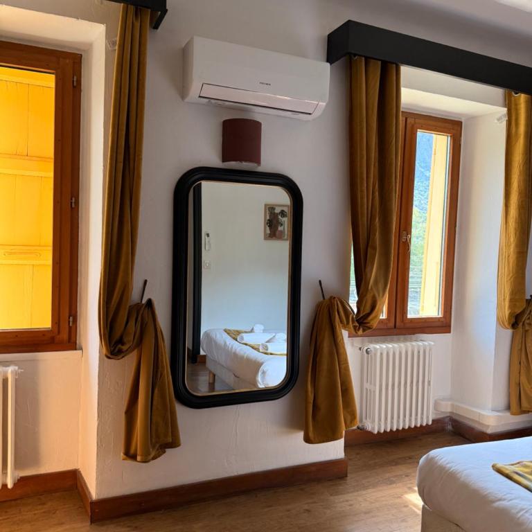 Savoy Hotel & Restaurant - Chambre Double ou Lits Jumeaux Supérieure - 2