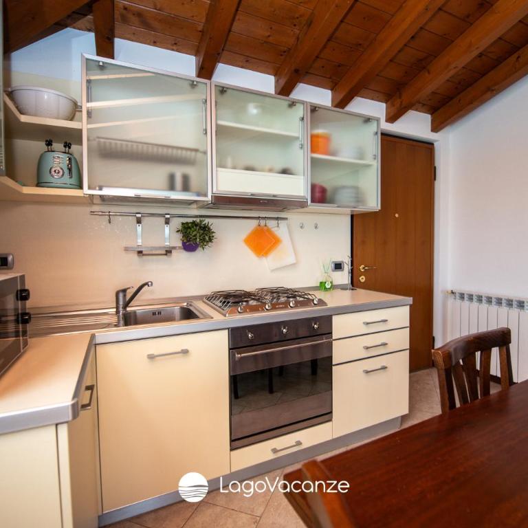 Lago Dorato - Apartamento de 2 dormitorios - 34